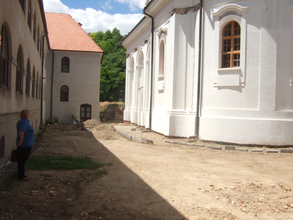 Фотографија из галерије Манастира Кувеждин, 2011 (12)